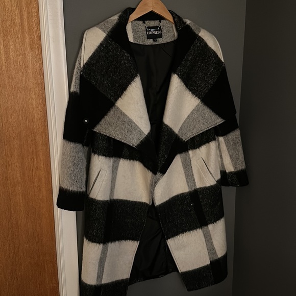 Black and White Check Wool Blend Topcoat from Express - Picture 5 of 10